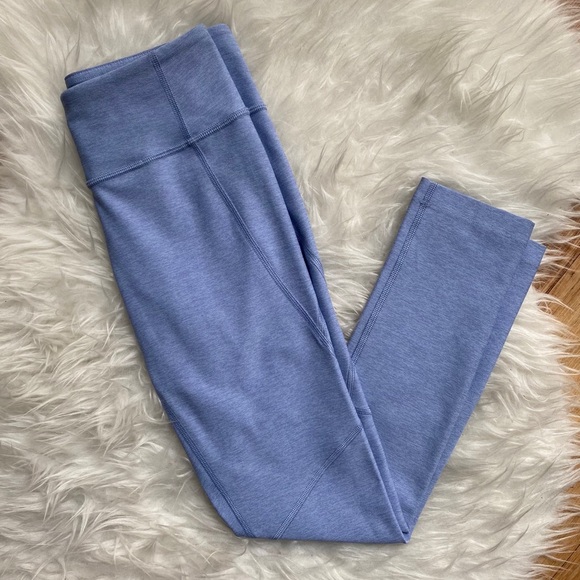Outdoor Voices 3/4 Warmup Leggings in Lilac XS - Picture 2 of 7